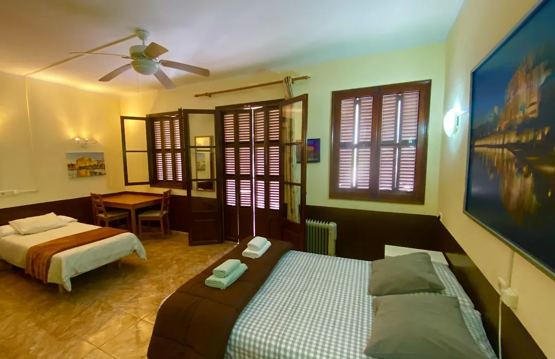 Hostal Atlanta-1